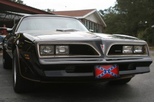 7.Nothing finishes off an SE “Bandit” like a rebel flag front plate. Of course, you might not get away with it in California or New York, but in Oklahoma, its par for the course.
